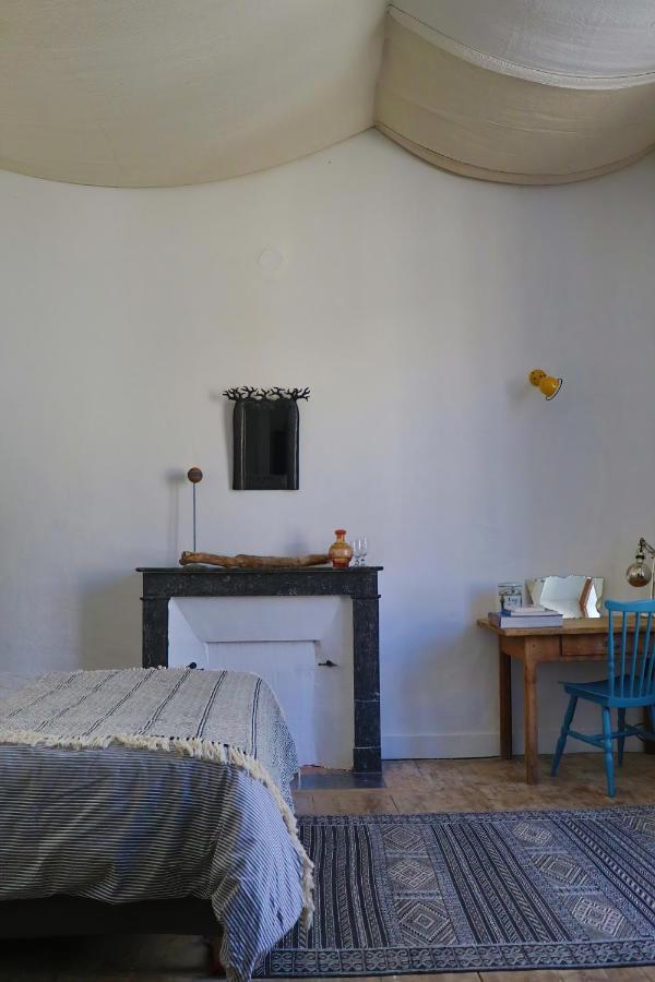 Maison Cha-Ri-Va-Ri Lavoûte-Chilhac Exteriör bild